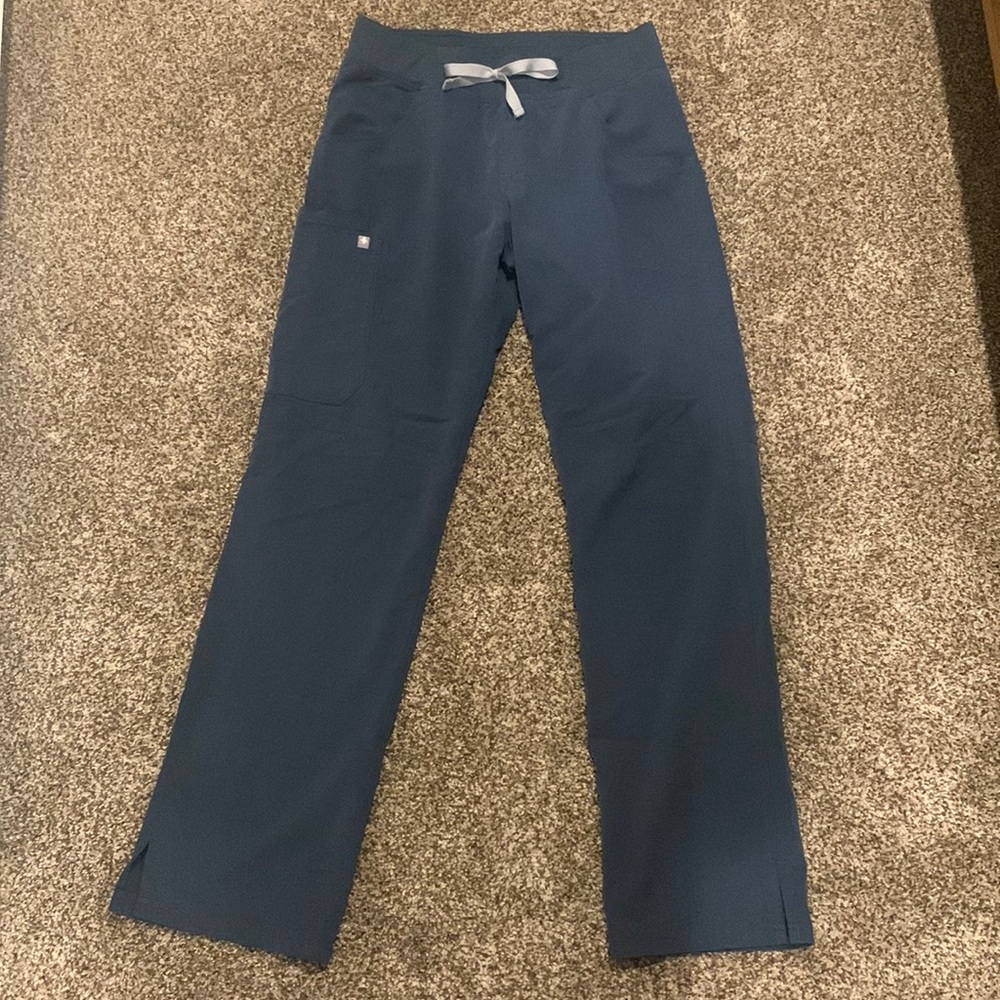 Figs Kade scrub pants- Dark Harbor